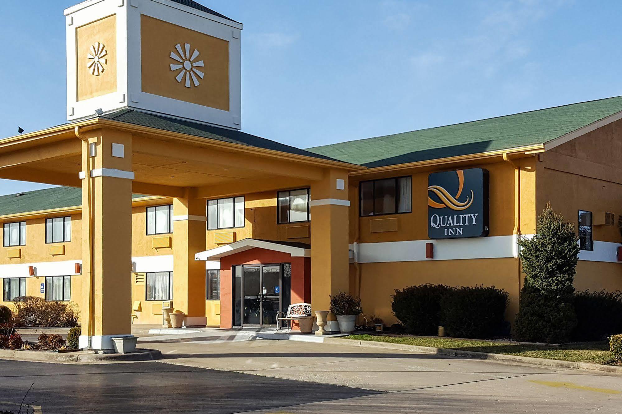 Quality Inn Ozark-Springfield South Exteriér fotografie